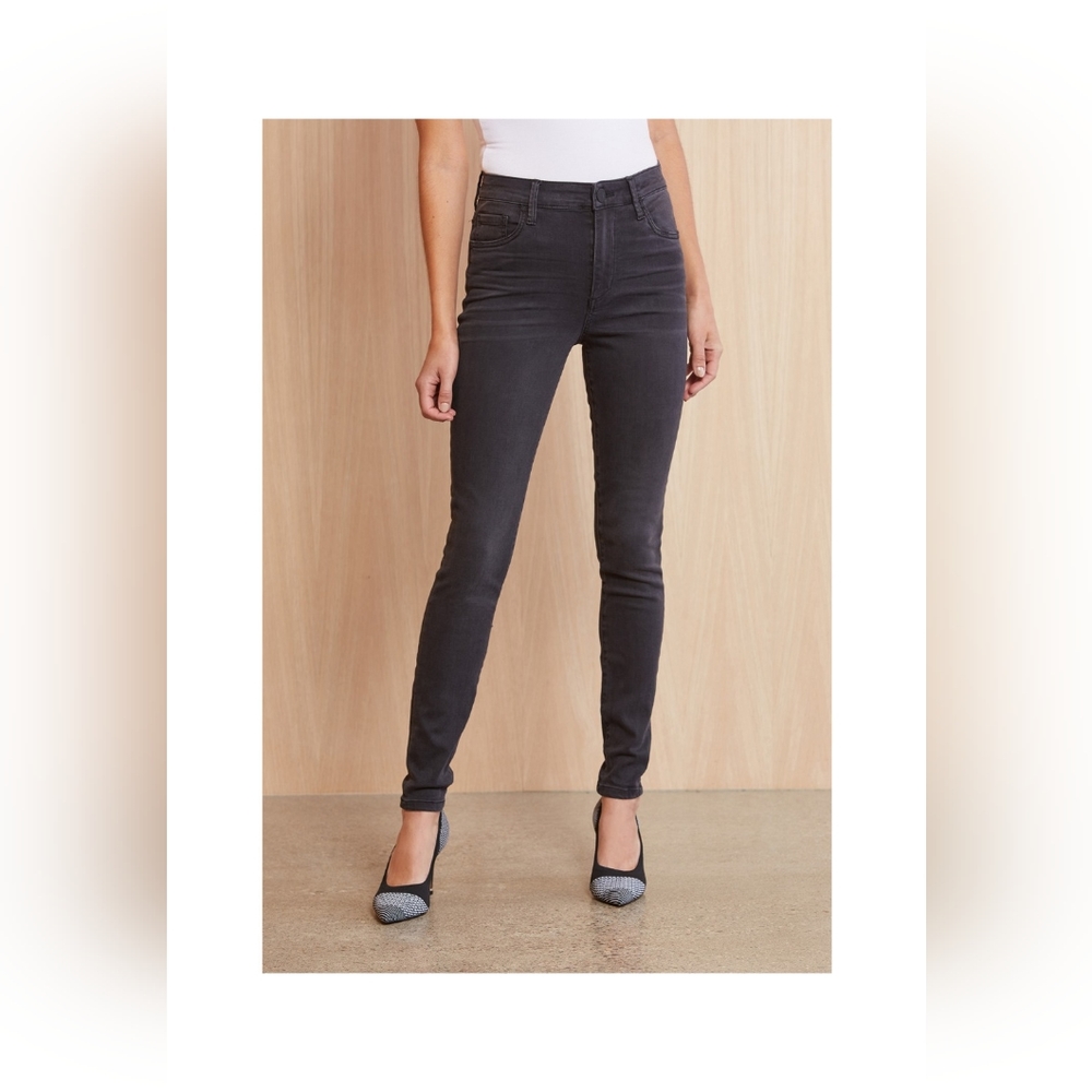 Kut from the kloth Mia high rise skinny jeans